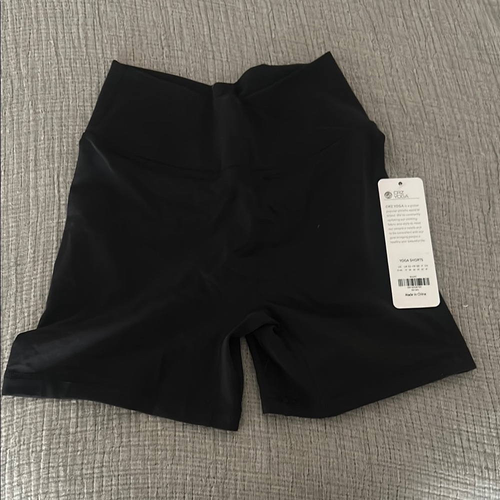CRZ YOGA Black Athletic Shorts for Active Comfort